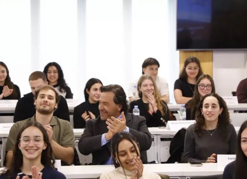 Sáenz firmó un convenio con la Universidad Torcuato Di Tella para ampliar oportunidades educativas a los jóvenes