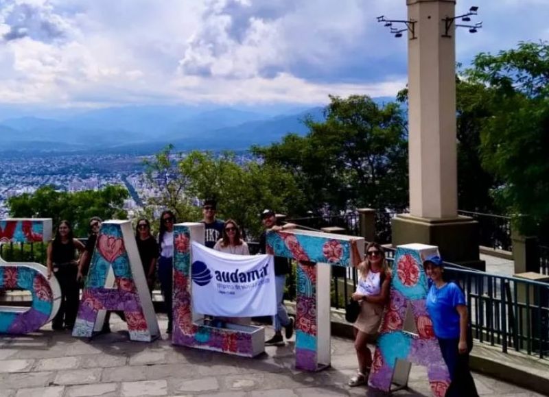 Operadores turísticos de Uruguay recorrieron la provincia en un nuevo fam tour para potenciar la llegada de visitantes