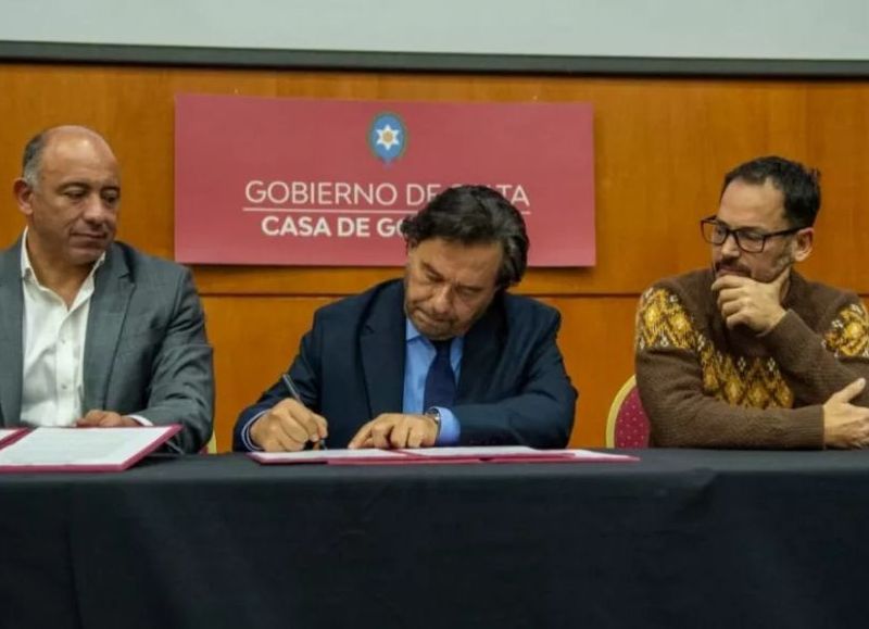 Sáenz anunció un paquete de medidas de estímulo económico con créditos, beneficios para el consumo y alivio financiero