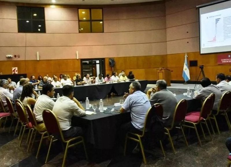 El Gobierno provincial reabrió las negociaciones paritarias 2026
